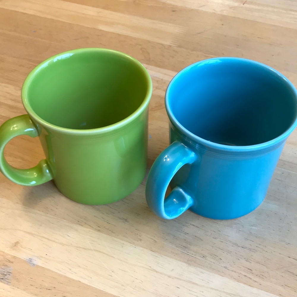 Sold! Fiesta Mug Set